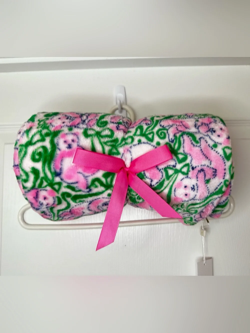Lilly Pulitzer Panda N Bows Pink & Green Plush Throw with Ribbon NWT